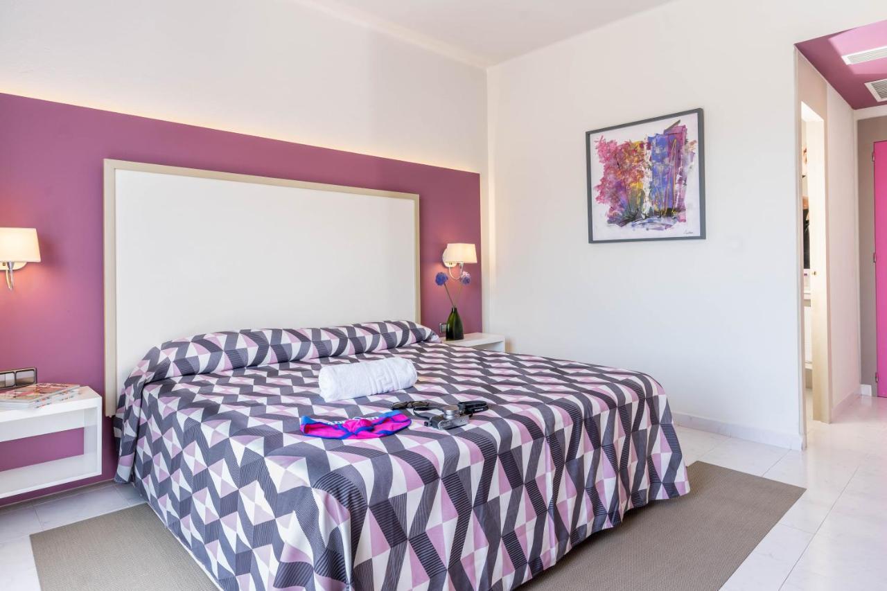 The Purple Hotel - Adults Only Sant Antoni de Portmany Екстериор снимка